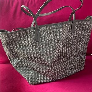 Tory Burch Gray Geometric Tote